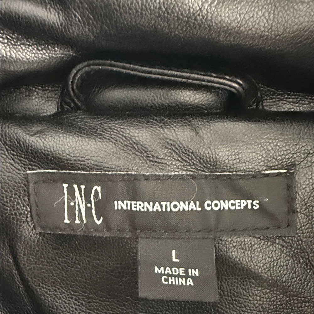 INC Chic Minimalist Vegan Leather Puffer Jacket Size Large - Picture 3 of 6